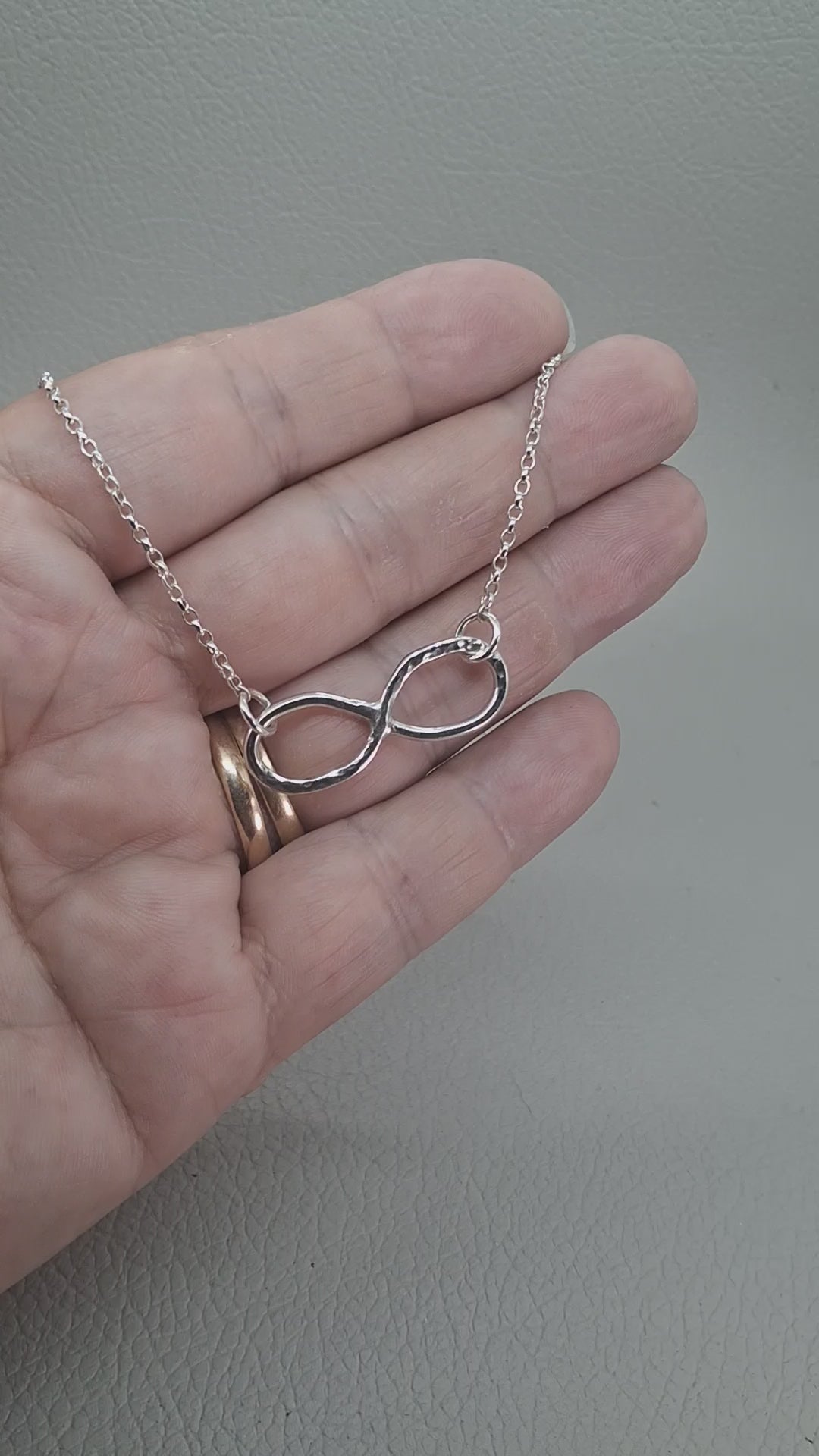 Infinity Pendant | Sterling Silver 18" Trace Chain